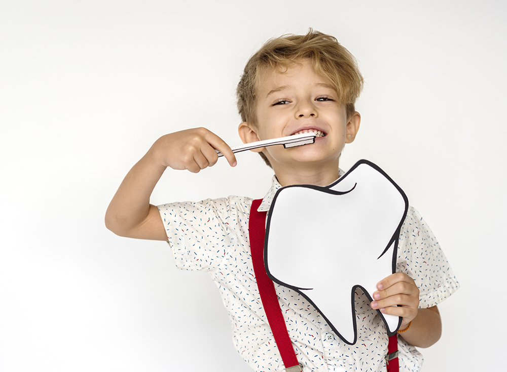 Çocuk Diş Hekimliği: Sağlıklı Gülümsemeler İçin Başlangıç Rehberi
